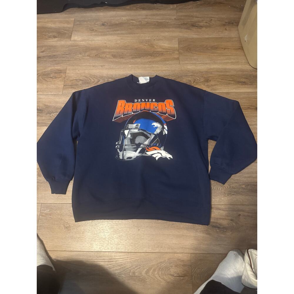 VTG 90s Chalk Line Denver Broncos Crewneck sweatshirt Men’s XL